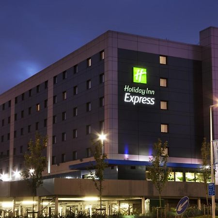 Holiday Inn Express Aberdeen - Bridge Of Don Exterior foto