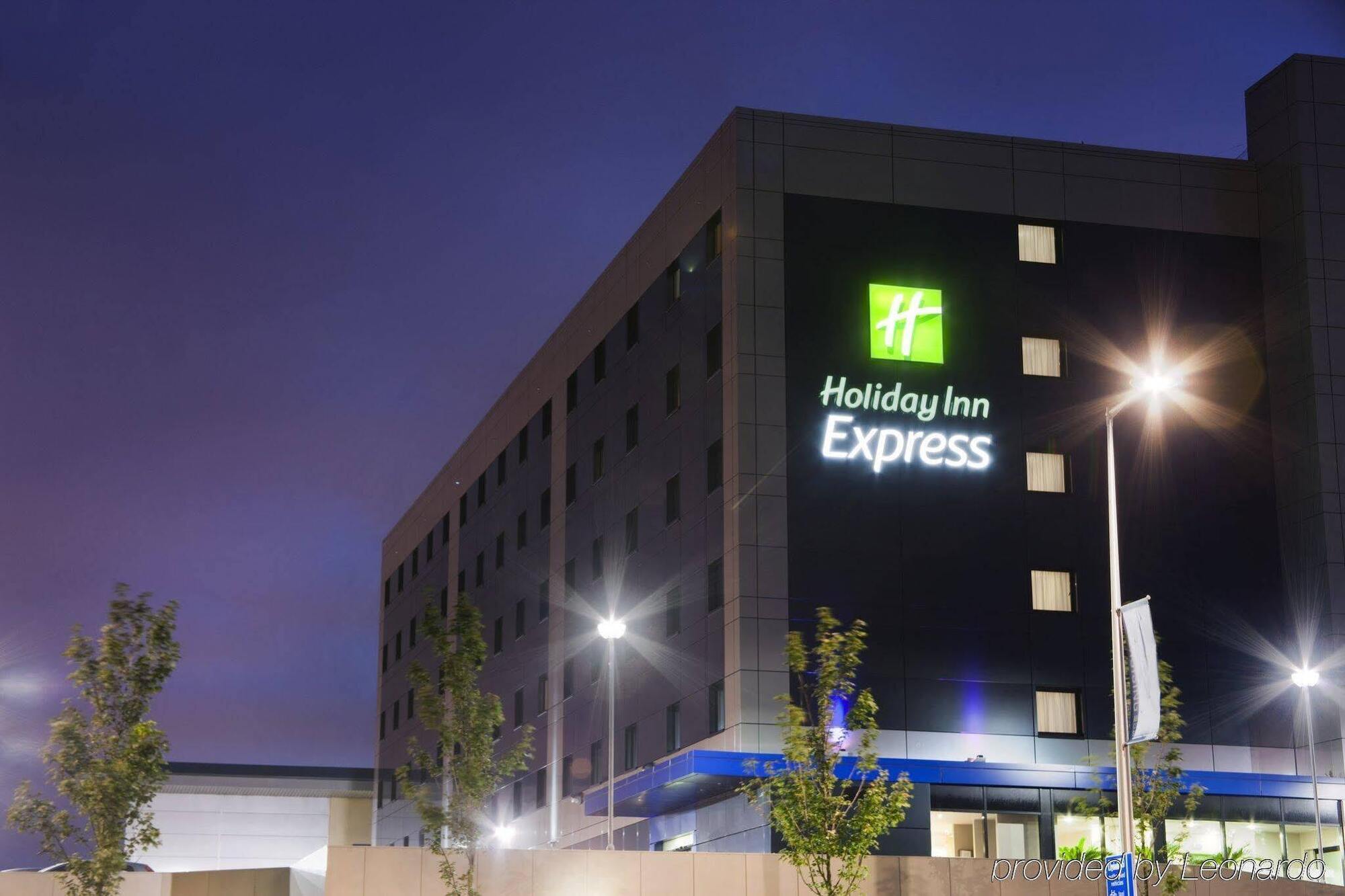 Holiday Inn Express Aberdeen - Bridge Of Don Exterior foto